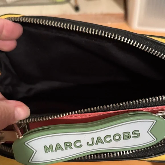 Marc Jacobs Yellow Peanuts Crossbody Bag - Picture 6 of 8